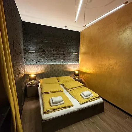 Apartament Darkhouse Flaviker